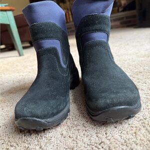 Women’s LL Bean snow boots